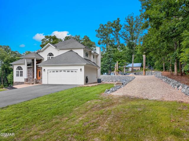 House for sale in Dandridge, East Tennessee