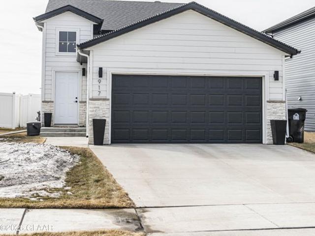 House for sale in Grand Forks, North Dakota