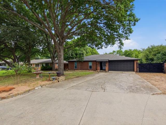House for sale in Grapevine, Texas