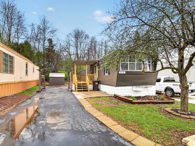 House for sale in Round Lake, Illinois