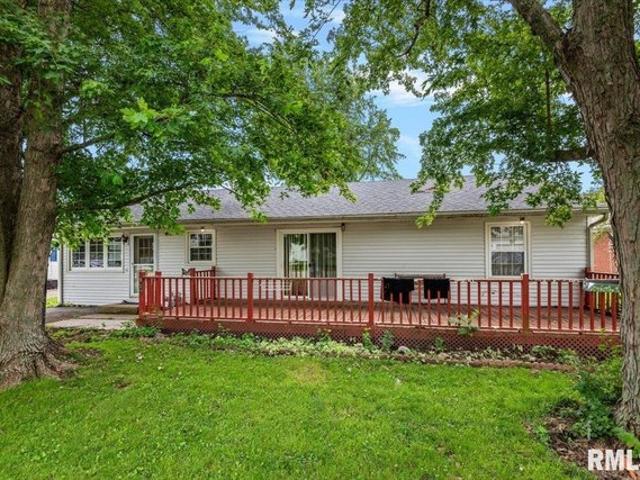House for sale in Illiopolis, Illinois