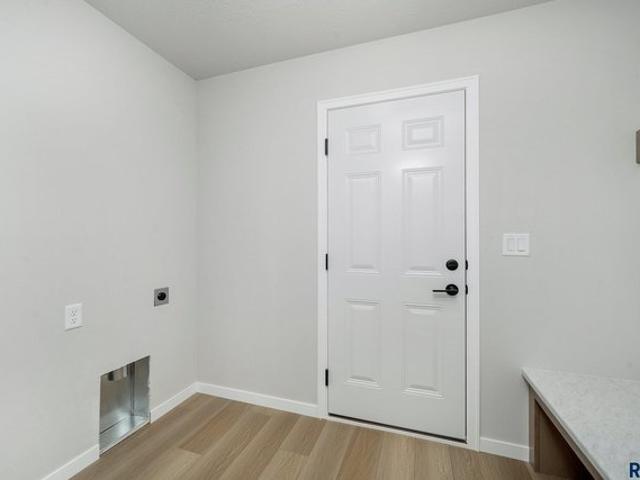 House for sale in Lennox, South Dakota
