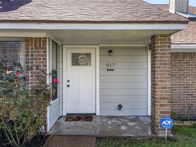 Townhouse for sale in Bryan, Texas