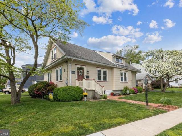 House for sale in Oaklyn, New Jersey