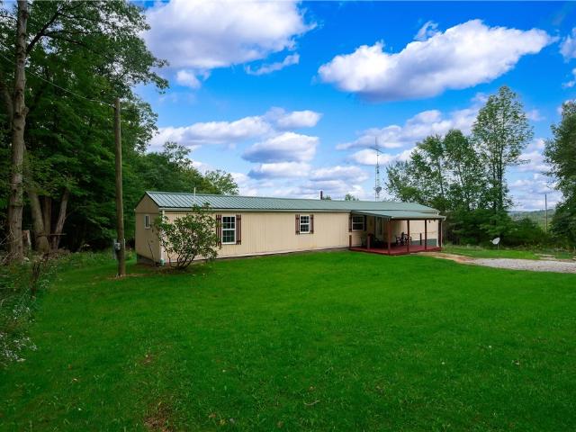 House for sale in Springfield Township, Mercer County