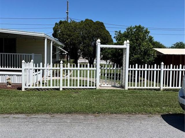 House for sale in La Feria