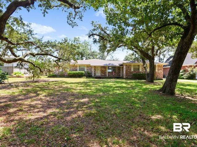 House for sale in Lillian, Alabama
