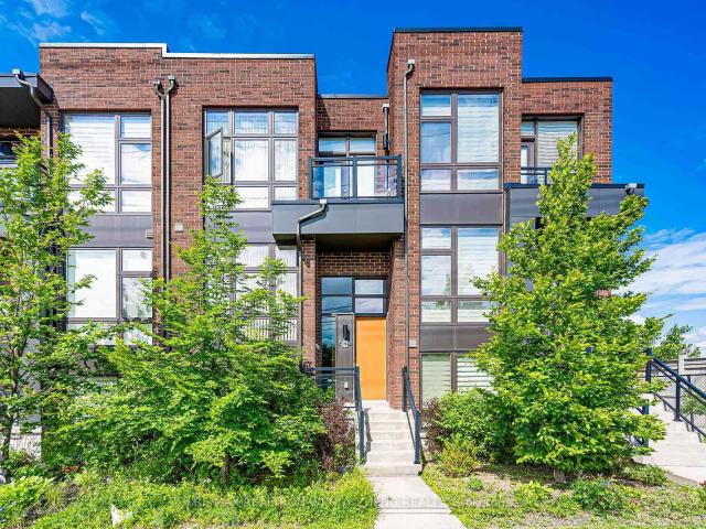 Townhouse for sale in Woburn, Ontario
