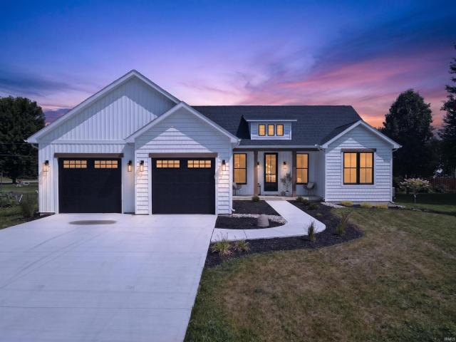 House for sale in Cromwell, Indiana