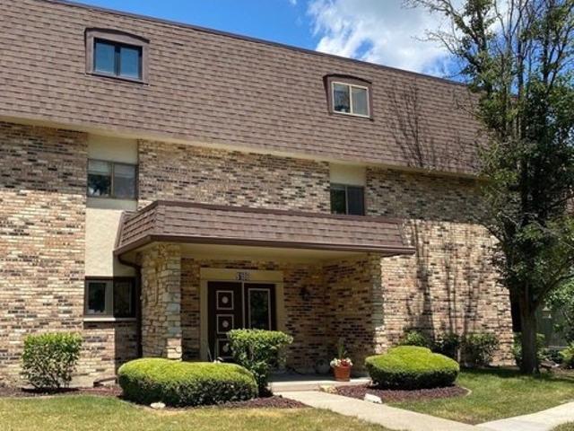 Condo for sale in Palos Hills, Illinois