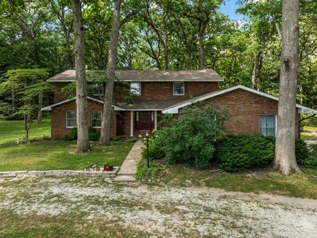 House for sale in Wapella, Illinois