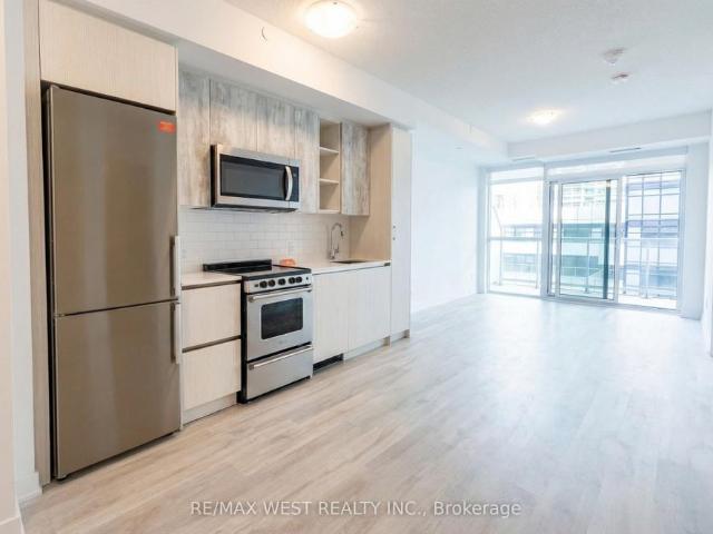 House for rent in Etobicoke—Lakeshore, Toronto