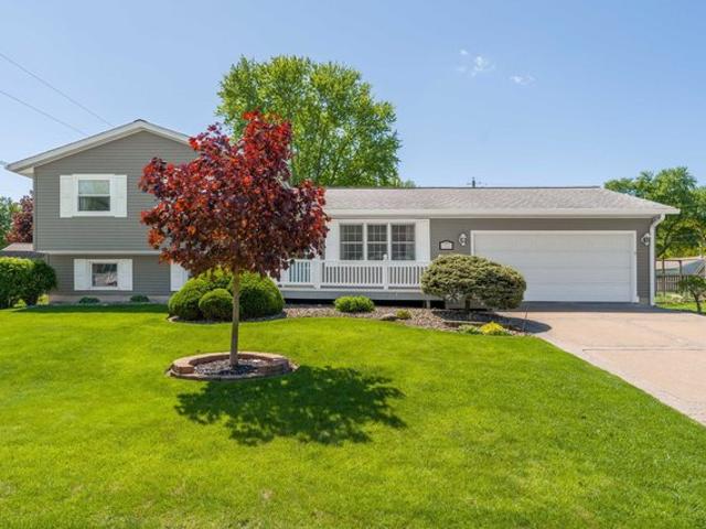 House for sale in Hampton, Illinois