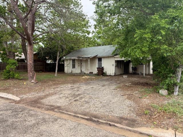House for sale in Lockhart, Texas