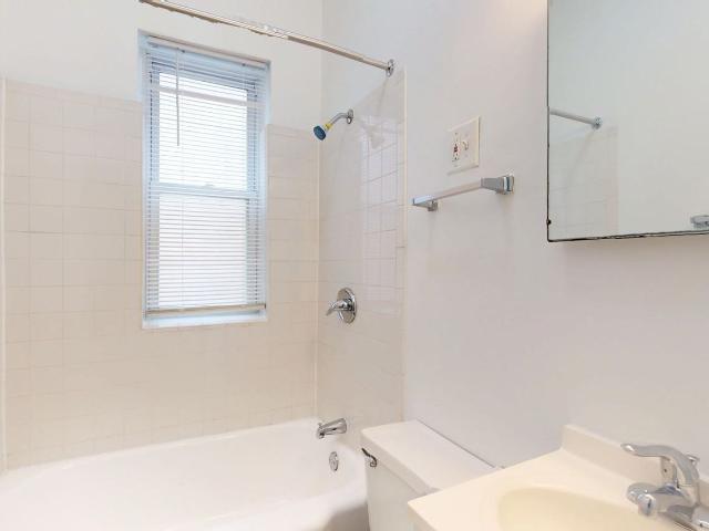 Apartment for rent in Chicago Park, Illinois
