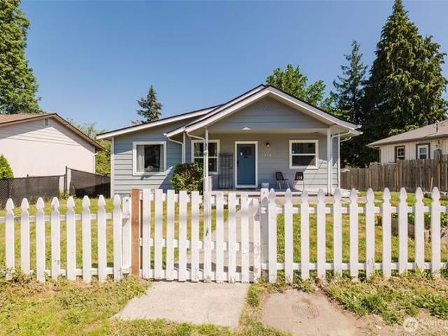 House for sale in Shelton, Washington