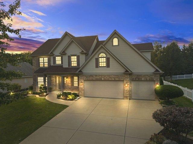 House for sale in Sugar Grove, Kane County