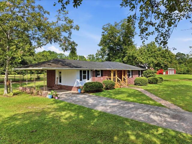 House for sale in Saint George, South Carolina