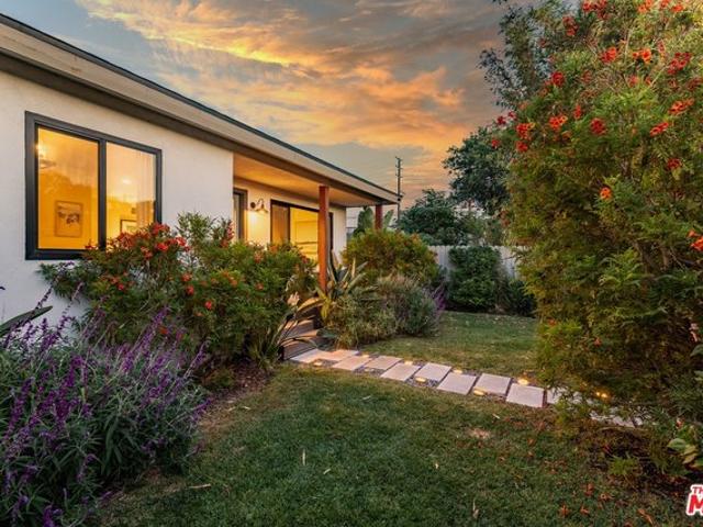 House for sale in Canoga Park, California