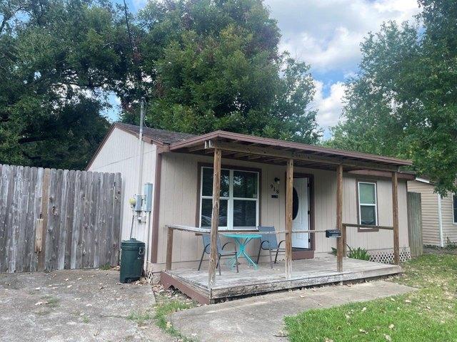 House for sale in Lake Barbara, Clute