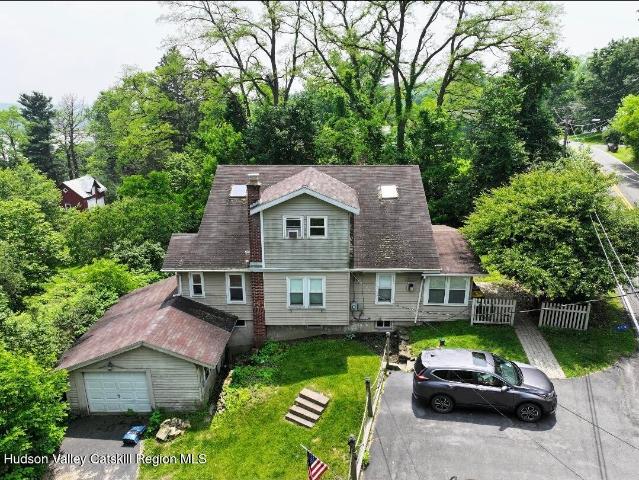 House for sale in Hannacroix, New York