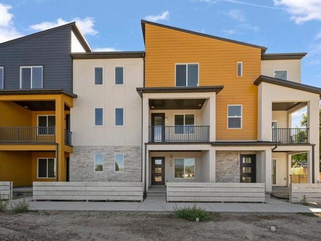 Townhouse for sale in Murray, Salt Lake County