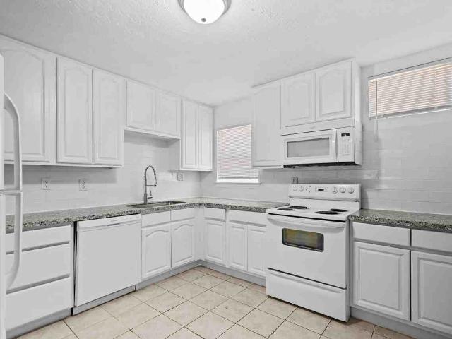 Apartment for rent in Galveston