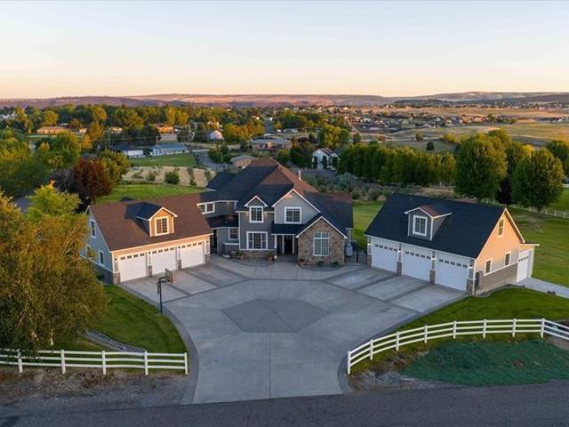 House for sale in Kennewick, Washington