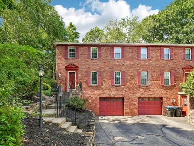 Townhouse for sale in Allison Park, Pennsylvania