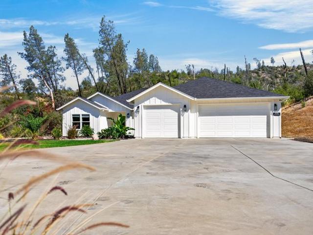 House for sale in Shasta, California