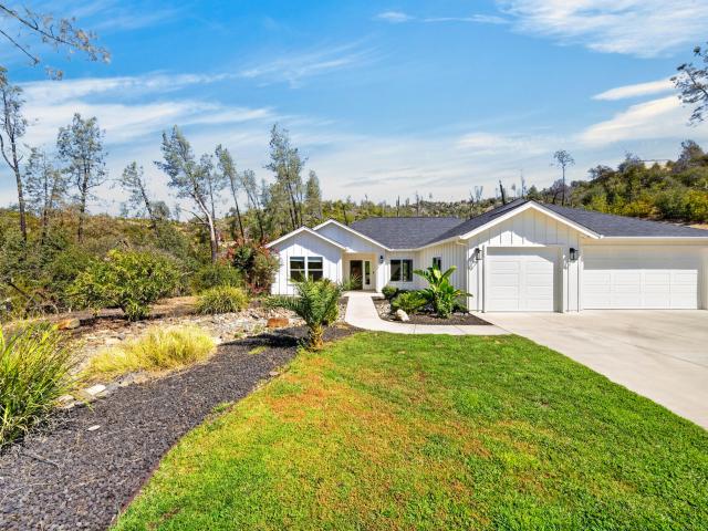 House for sale in Shasta, California