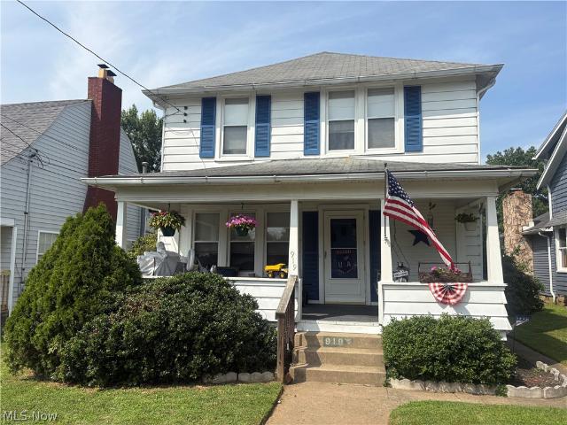 House for sale in Parkersburg, West Virginia