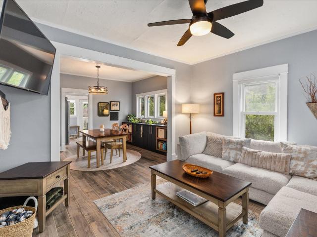 House for sale in Des Moines, Iowa