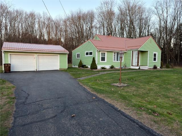 House for sale in Mercer, Pennsylvania
