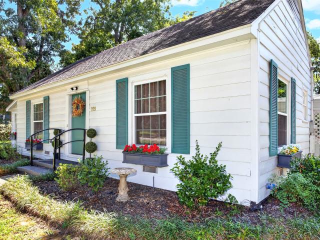 House for sale in Crockett, Texas