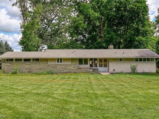 House for sale in Summit, Ohio