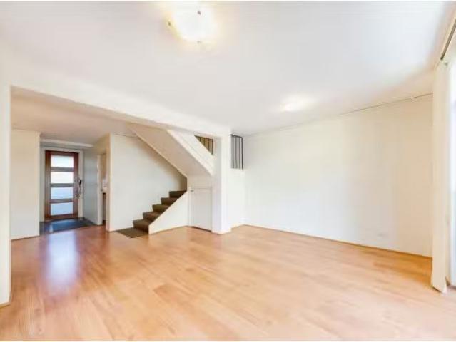 Condo for rent in Sydney, New South Wales