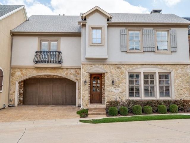 Townhouse for sale in Denton, Texas