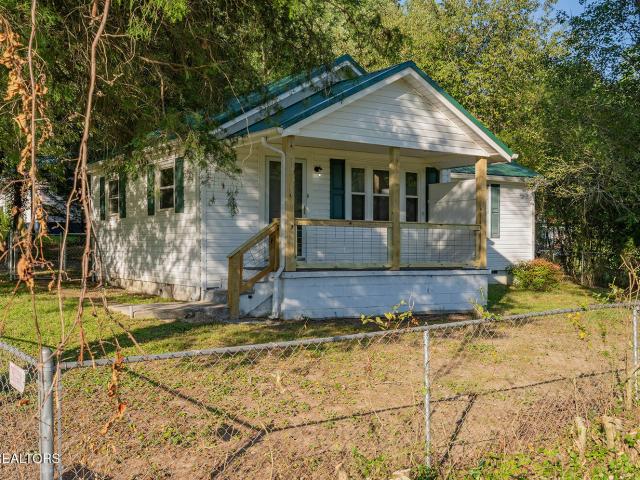 House for sale in Kelley Town, Oliver Springs