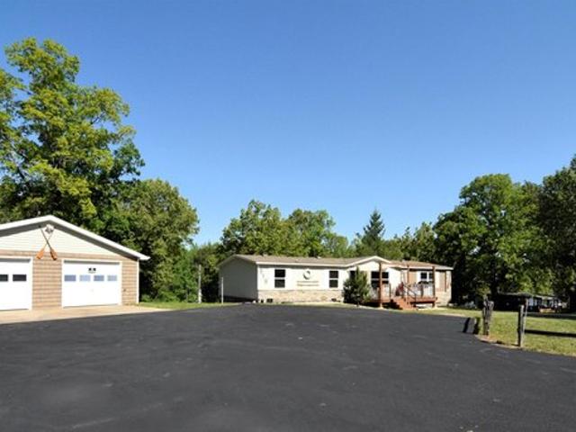House for sale in Benton, Kentucky