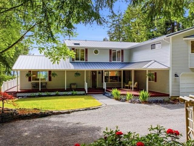 House for sale in Fox Island, Washington