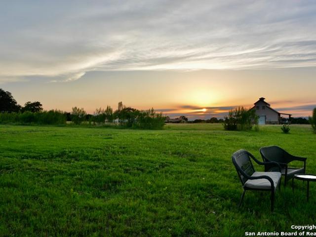 House for sale in Bandera House for sale in Bandera