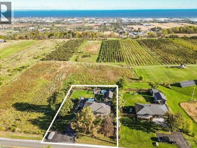 House for sale in Vinemount, Hamilton