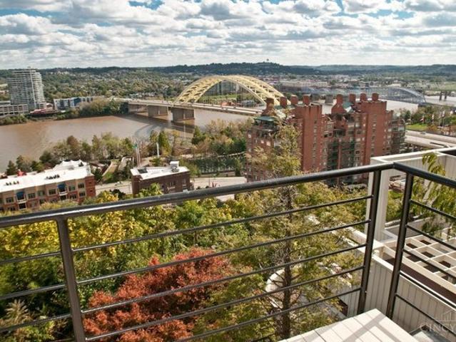 House for sale in Cincinnati, Hamilton County