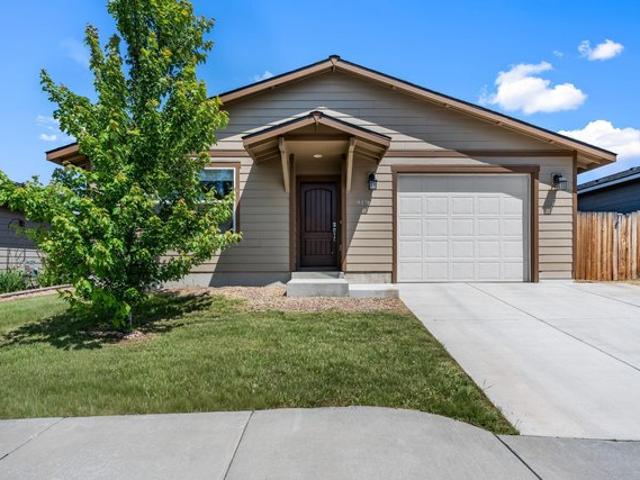 House for sale in Oregonia