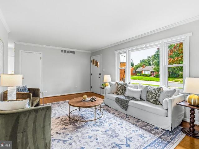 House for sale in Monocacy Village, Frederick