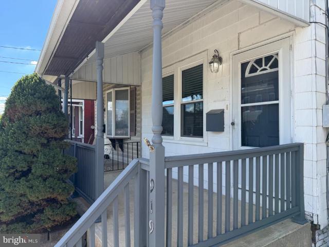 Townhouse for sale in Columbia, Lancaster County