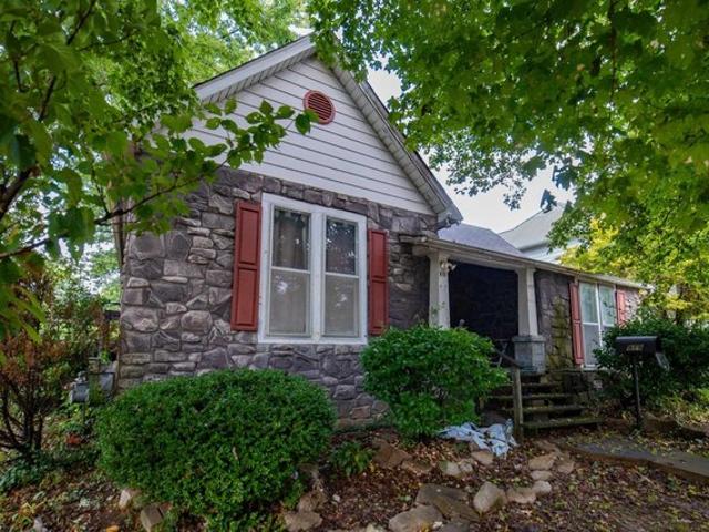 House for sale in Hickman, Kentucky