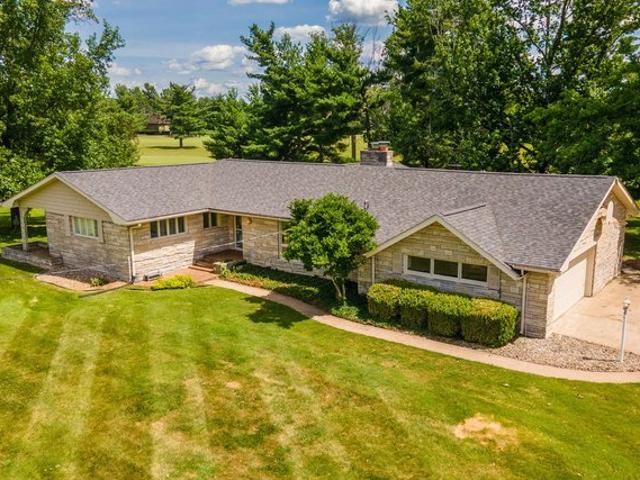 House for sale in Carterville, Illinois