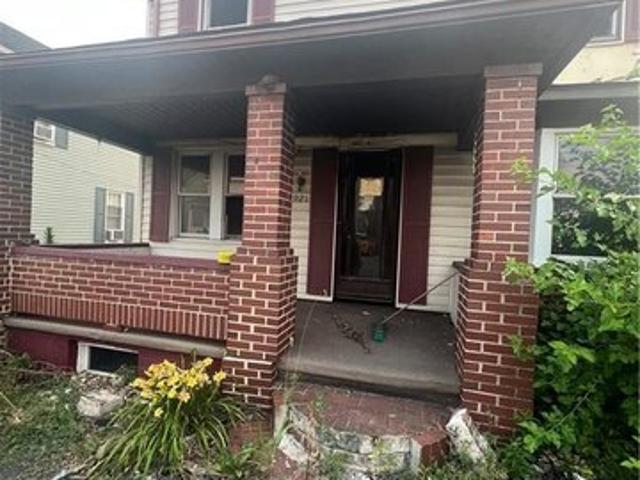House for sale in Latrobe, Pennsylvania